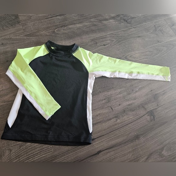 4/5 xs Wonder Nation black green and white rashguard swimshirt Vacation Summer - Picture 5 of 15
